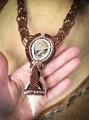 Biżuteria handmade makrama z muszlą cerithium, amonitem i opalem, talizman z kamieni naturalnych dla kobiet