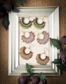 Ręcznie robione kolczyki makramowe boho, małe kolorowe kolczyki z nici Linhasita, biżuteria handmade Polska
