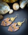 unikatowe kolczyki boho handmade, ręcznie wykonana biżuteria damska, jesienne dodatki, mikromakrama i artystyczne rękodzieło