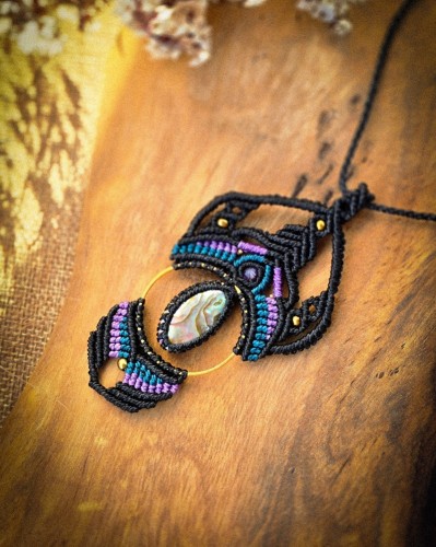 ręcznie robiony naszyjnik z kamieni naturalnych mikromakrama biżuteria handmade boho