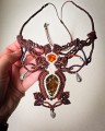 ręcznie robiona kolia z kamieni naturalnych, agat mszysty, kamień księżycowy i bursztyn, biżuteria handmade Imvelo