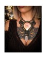 ręcznie pleciona kolia w kolorze ciemnej szałwii i złota, biżuteria alternatywna handmade, duży naszyjnik z muszlą, styl dark boho
